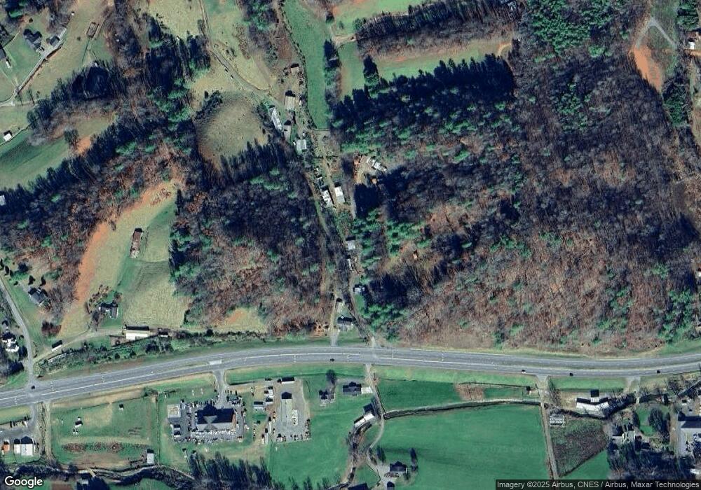 122 Sweet Hollow Rd, Burnsville, NC 28714 - photo 1