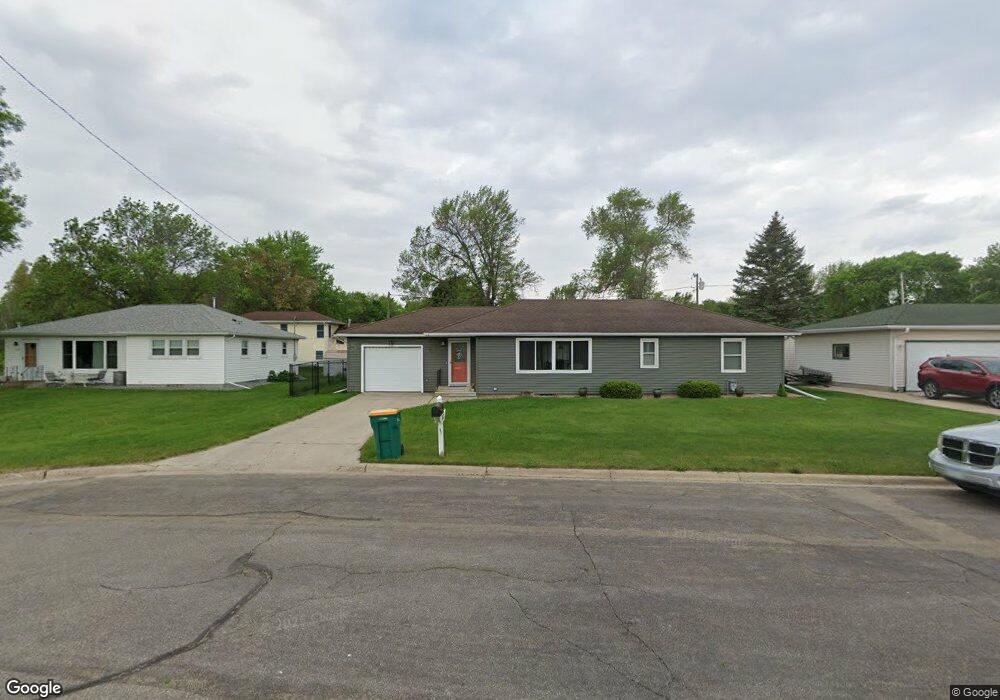 1803 Knoll Dr, Albert Lea, MN 56007 - photo 1