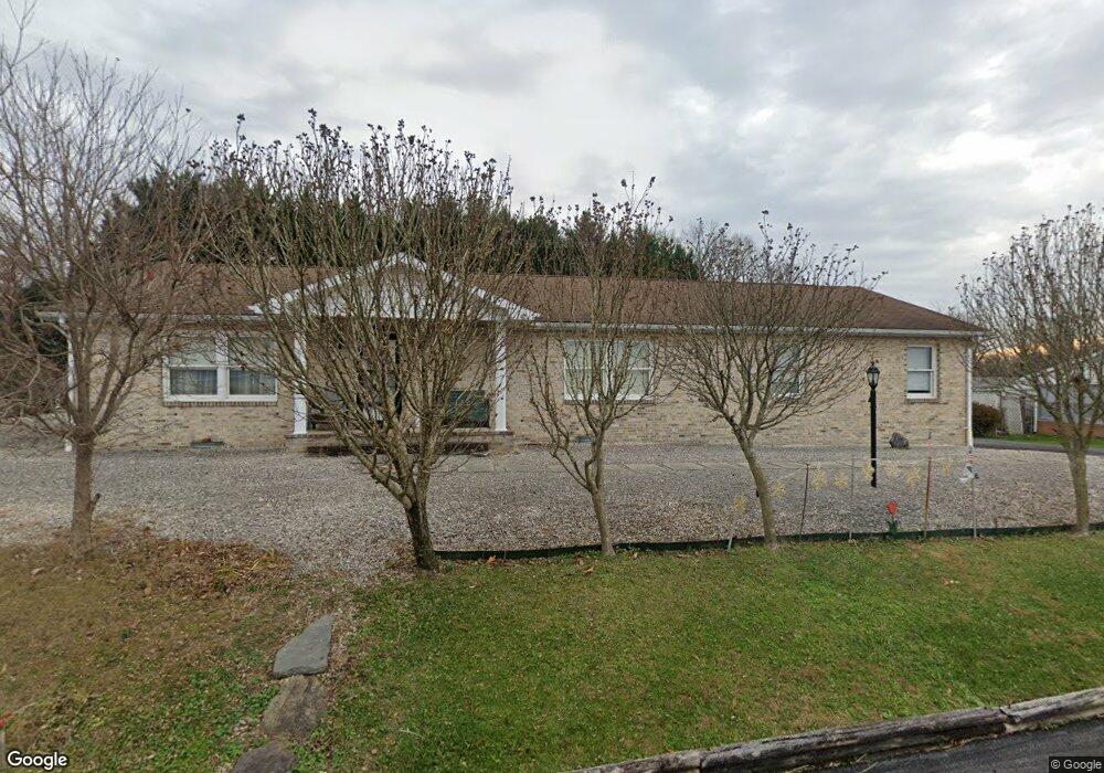 346 Pointfield Dr, Harpers Ferry, WV 25425 - photo 1