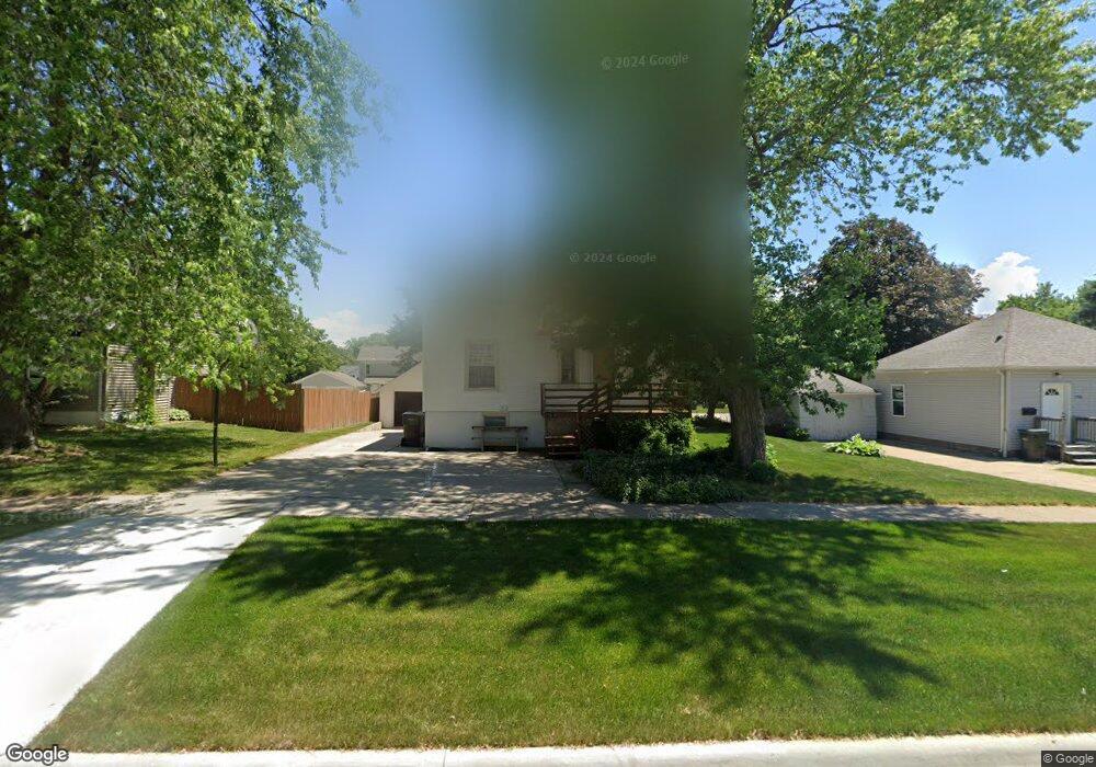 1902 Franklin St, Cedar Falls, IA 50613 - photo 1