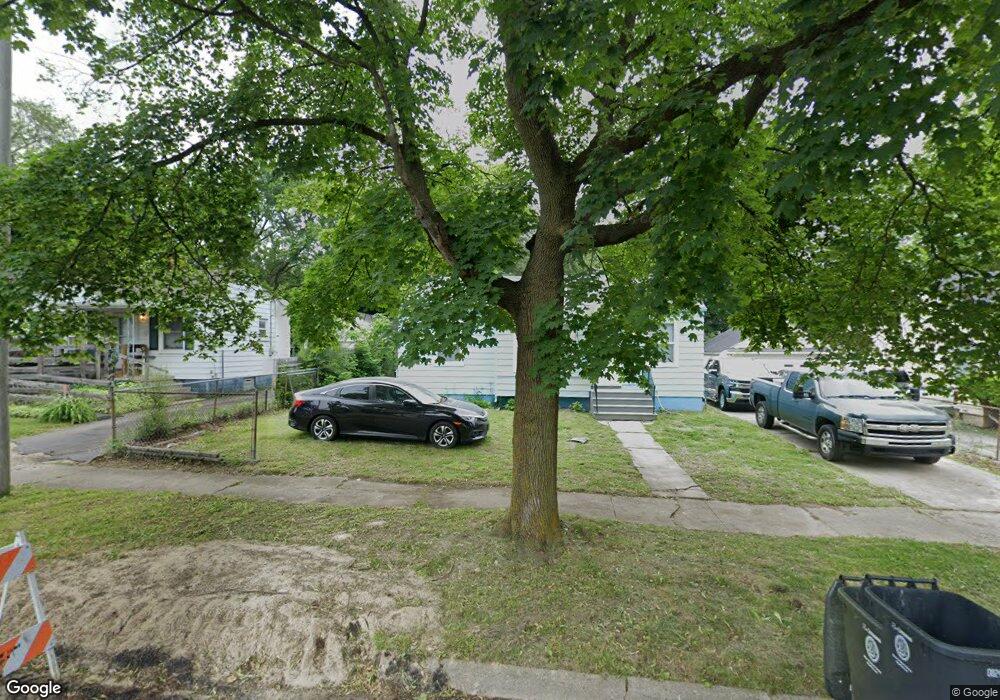 813 Hubbard Ave, Flint, MI 48503 - photo 1