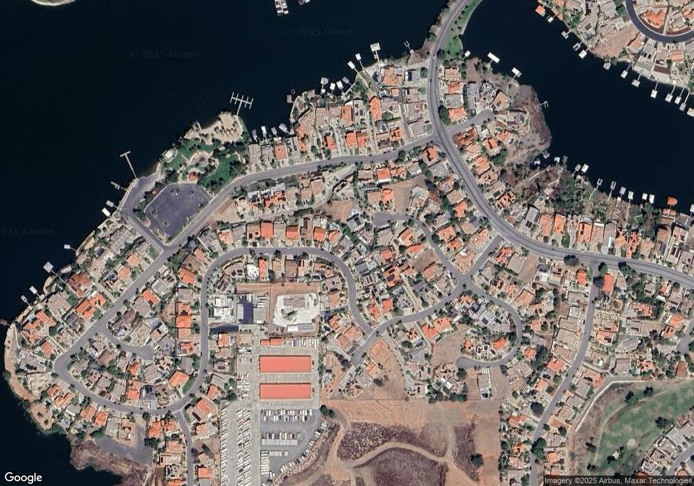 22420 Loch Lomond Dr, Canyon Lake, CA 92587 - photo 1