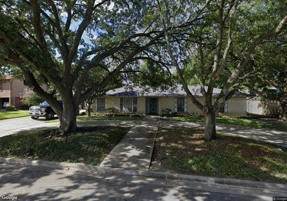 4922 Redbud St, Houston, TX 77033 - photo 1