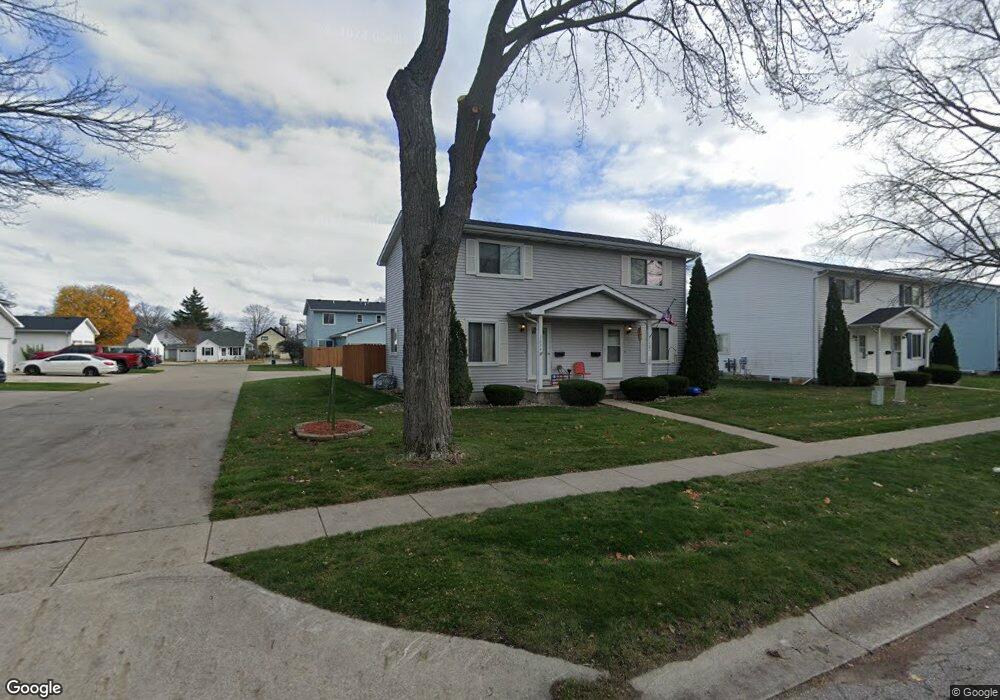 2624 Maple St, Port Huron, MI 48060 - photo 1