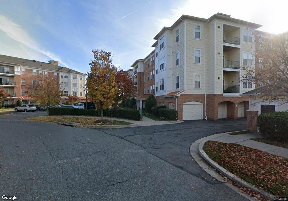 162A Chevy Chase St, Gaithersburg, MD 20878 - photo 1