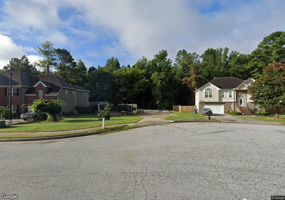 718 Sterling Ct, Riverdale, GA 30274 - photo 1