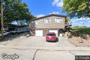 4 South St, Urbana, IA 52345