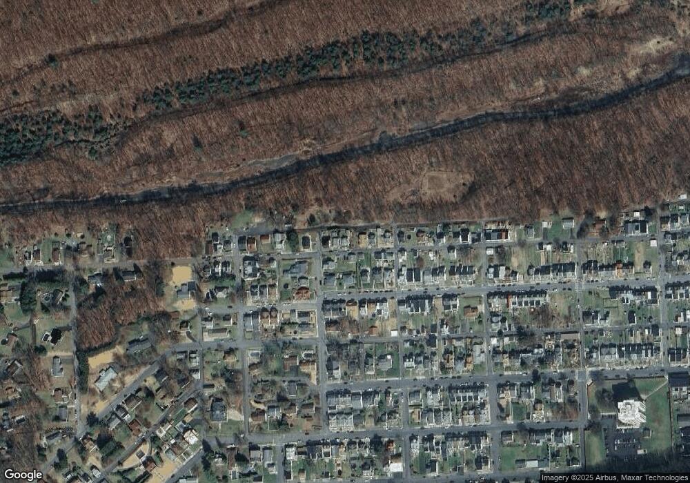 1635 W Independence St, Coal Township, PA 17866 - photo 1