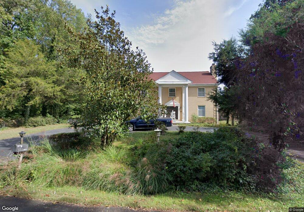 3215 Riverview Dr, Triangle, VA 22172 - photo 1