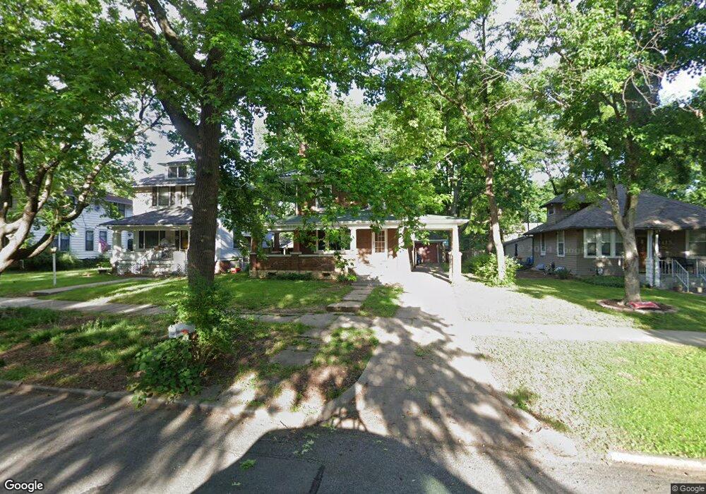 1419 SW Boswell Ave, Topeka, KS 66604 - photo 1