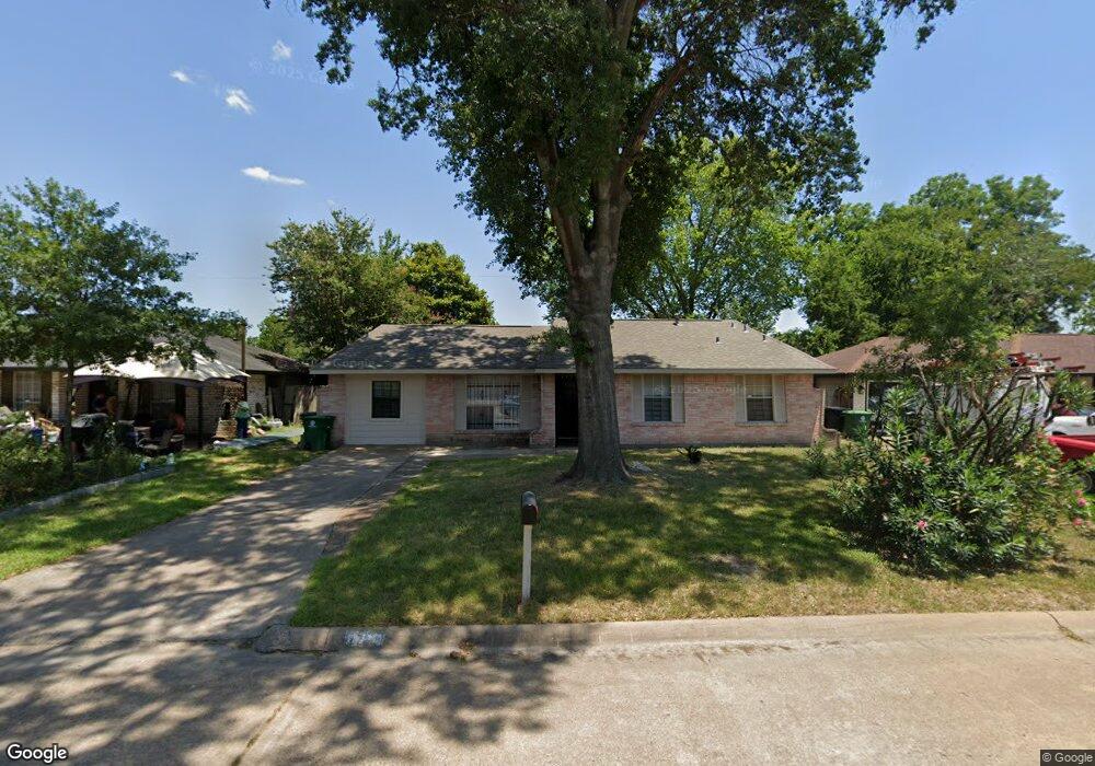 1714 Twinbrooke Dr, Houston, TX 77088 - photo 1