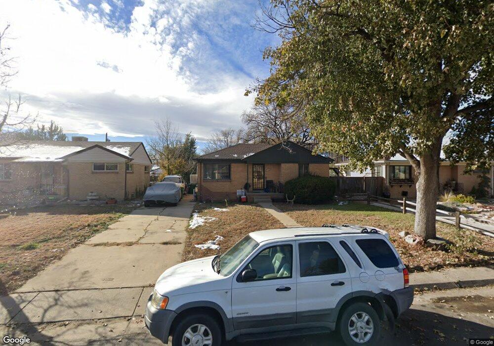 2217 Kenton St, Aurora, CO 80010 - photo 1