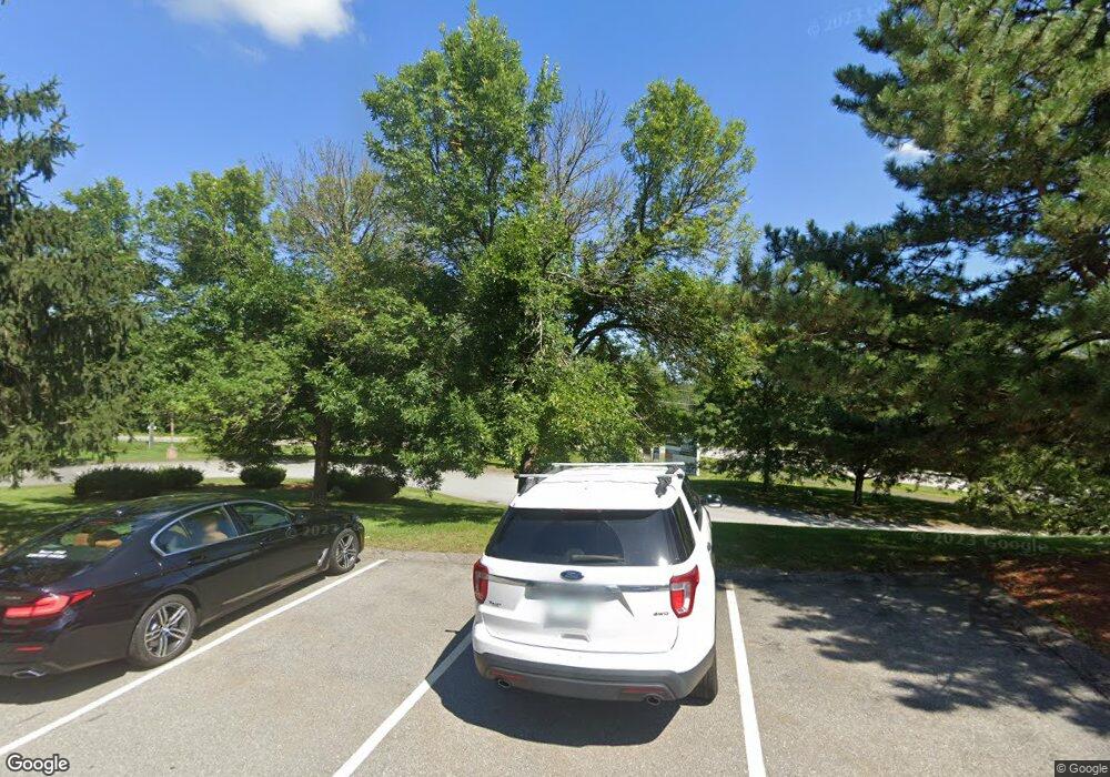 383 E Dunstable Rd, Nashua, NH 03062 - photo 1