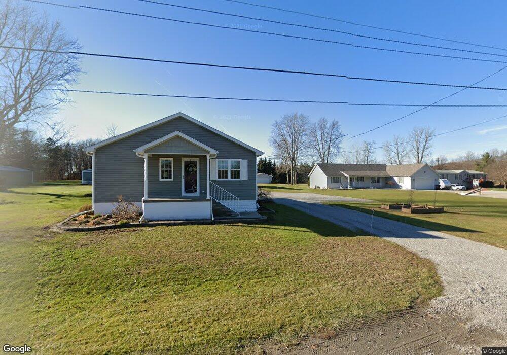 11983 Grafton Rd, Carleton, MI 48117 - photo 1