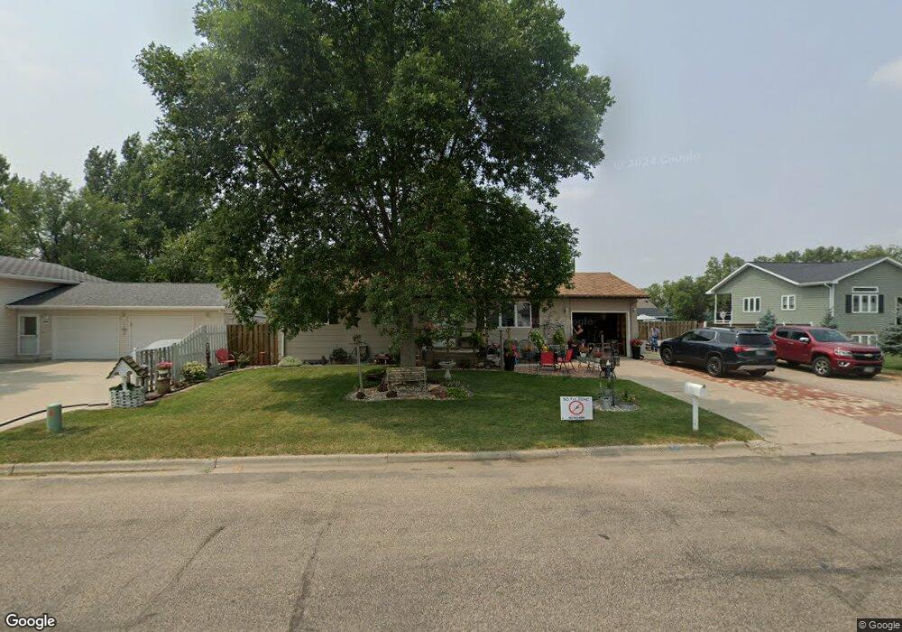 1809 7th Ave NE, Jamestown, ND 58401 - photo 1