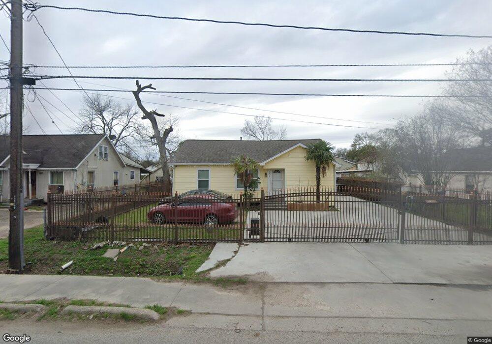 7815 Helmers St, Houston, TX 77022 - photo 1