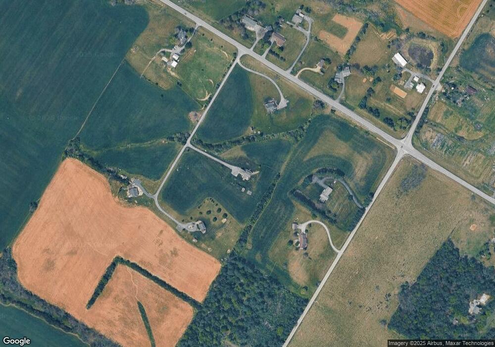 52 Black Lab Ln, Waynesboro, VA 22980 - photo 1