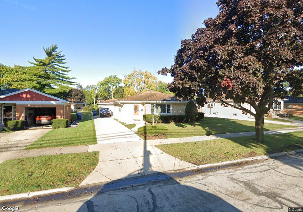 1870 Maple St, Des Plaines, IL 60018 - photo 1