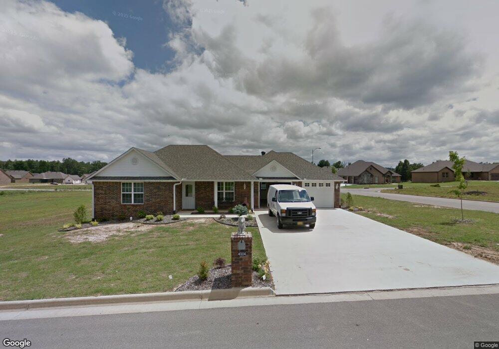 4504 Phillips Dr, Paragould, AR 72450 - photo 1