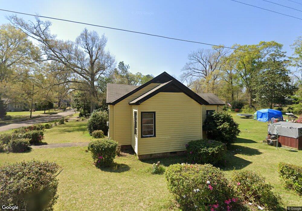 415 Burke Ave, McComb, MS 39648 - photo 1