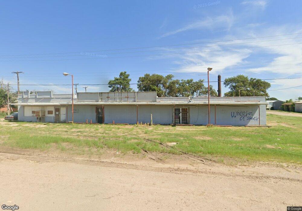 809 E 24th St, Plainview, TX 79072 - photo 1