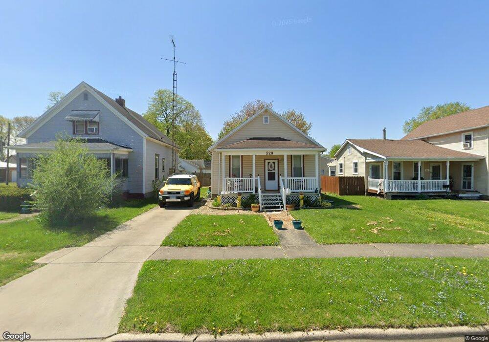 529 Decatur St, Lincoln, IL 62656 - photo 1