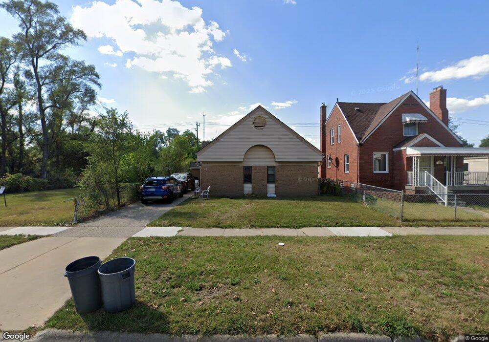 21215 Westview Ave, Ferndale, MI 48220 - photo 1