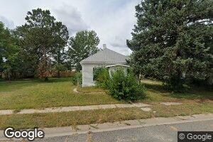 304 E St, Stapleton, NE 69163