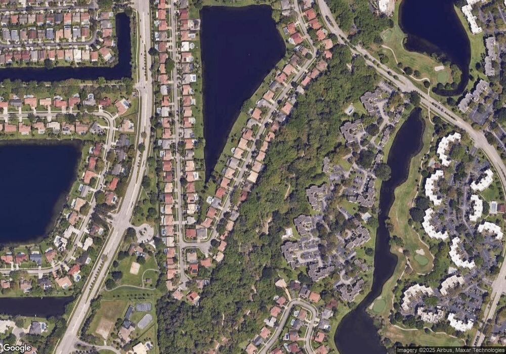 1810 E Oak Knoll Cir, Davie, FL 33324 - photo 1