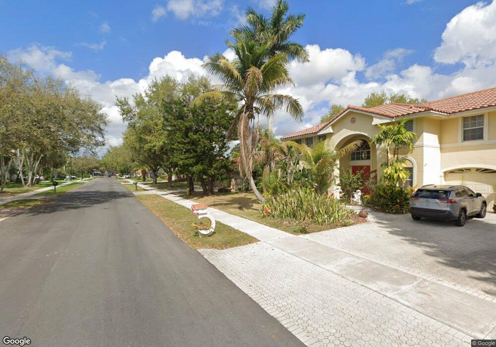 1672 SW 103rd Ln, Davie, FL 33324 - photo 1