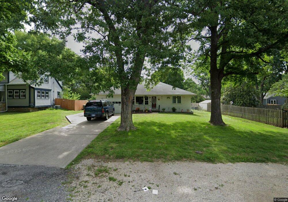 6045 Ballentine St, Shawnee, KS 66203 - photo 1