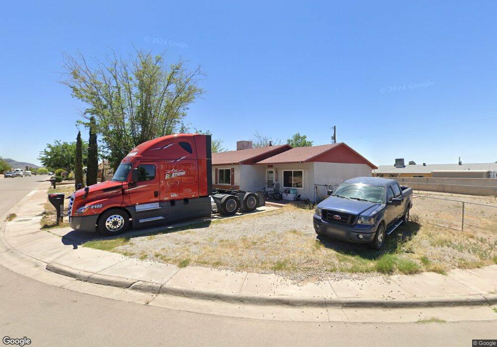 1827 Lamar Cir, Alamogordo, NM 88310 - photo 1