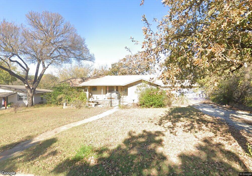 34 Shadowbrook Ln, Hurst, TX 76053 - photo 1