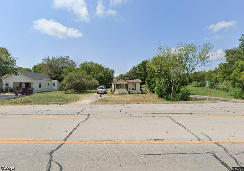 1411 N Kaufman St, Ennis, TX 75119 - photo 1