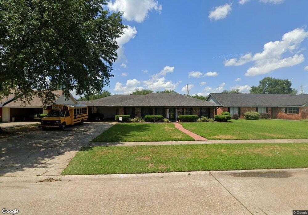 2417 18th St, Lake Charles, LA 70601 - photo 1