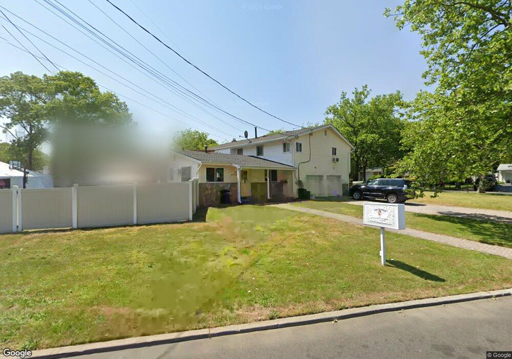 1005 Commack Rd, Dix Hills, NY 11746 - photo 1