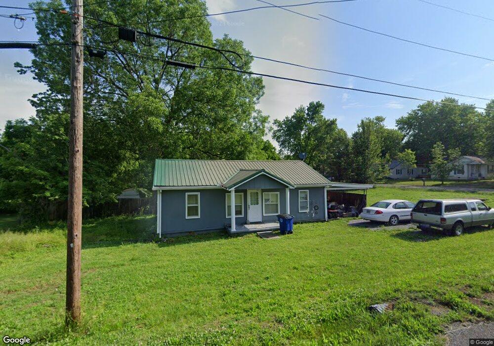 200 Juniper St, Shelbyville, TN 37160 - photo 1