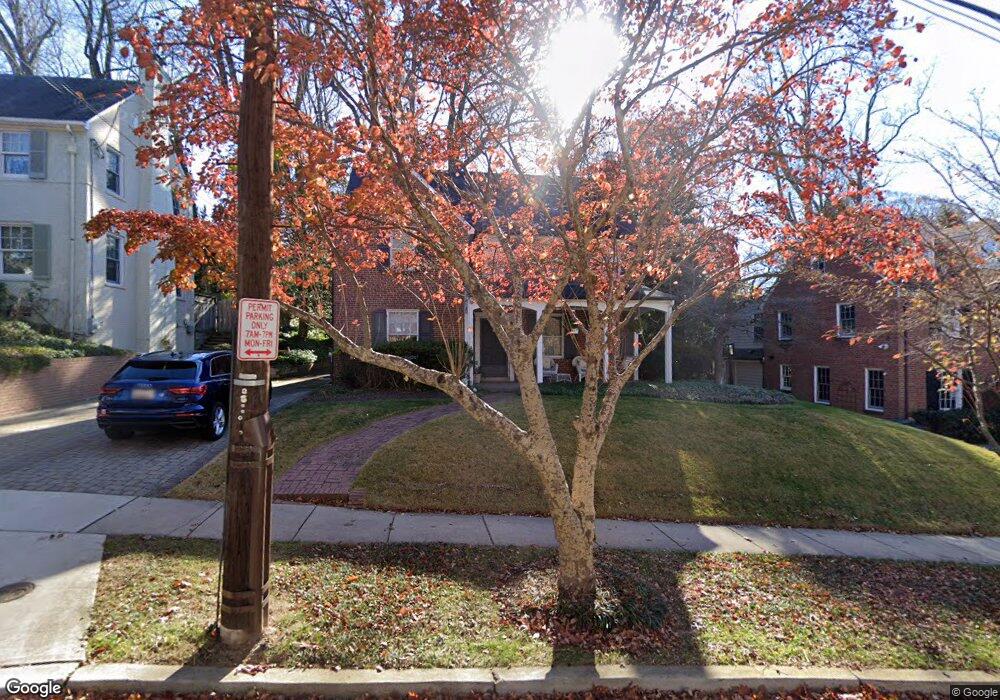 4114 Aspen St, Chevy Chase, MD 20815 - photo 1