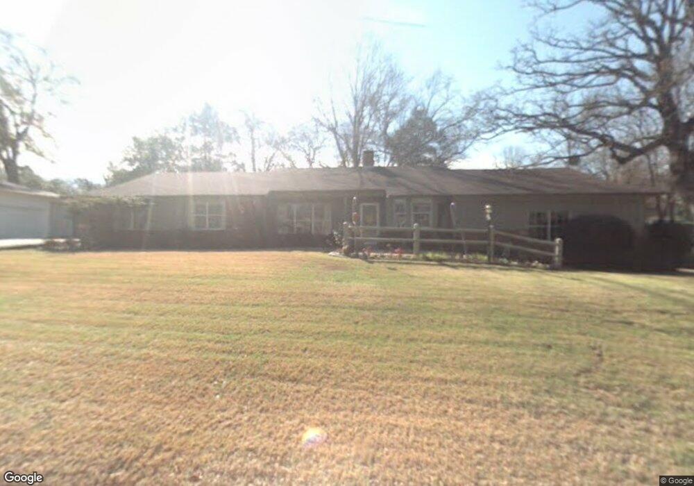 909 Rhodes Dr, Tyler, TX 75701 - photo 1