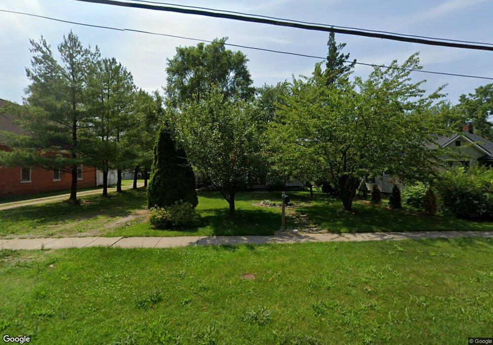 307 N Elm St, Three Oaks, MI 49128 - photo 1