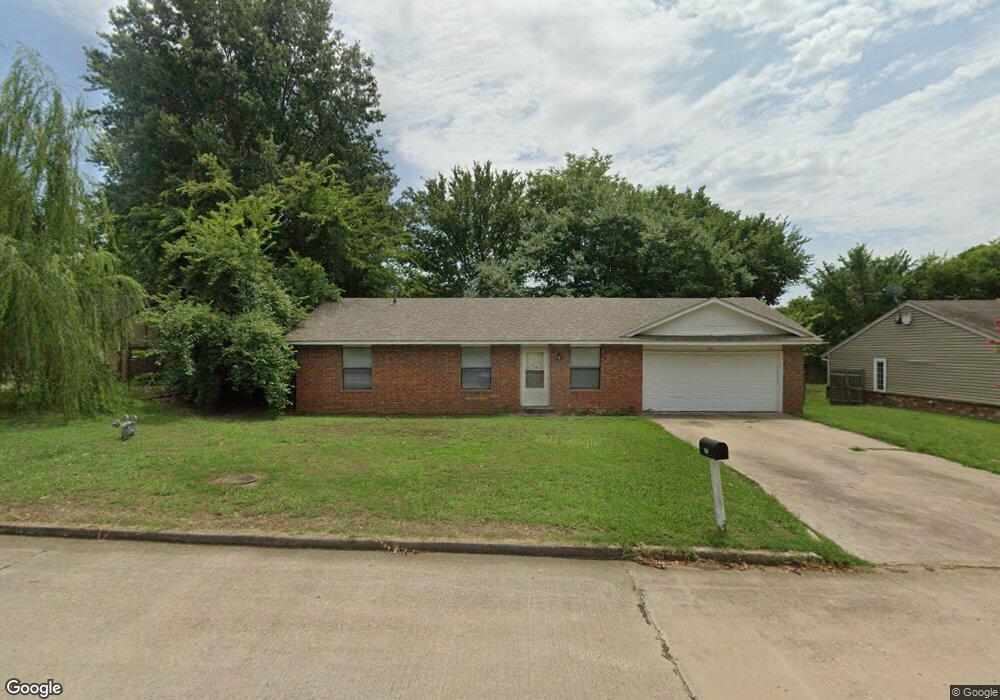 101 E 9th Place S, Claremore, OK 74017 - photo 1