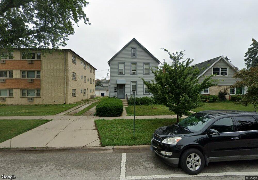 1518 Ashland Ave, Des Plaines, IL 60016 - photo 1