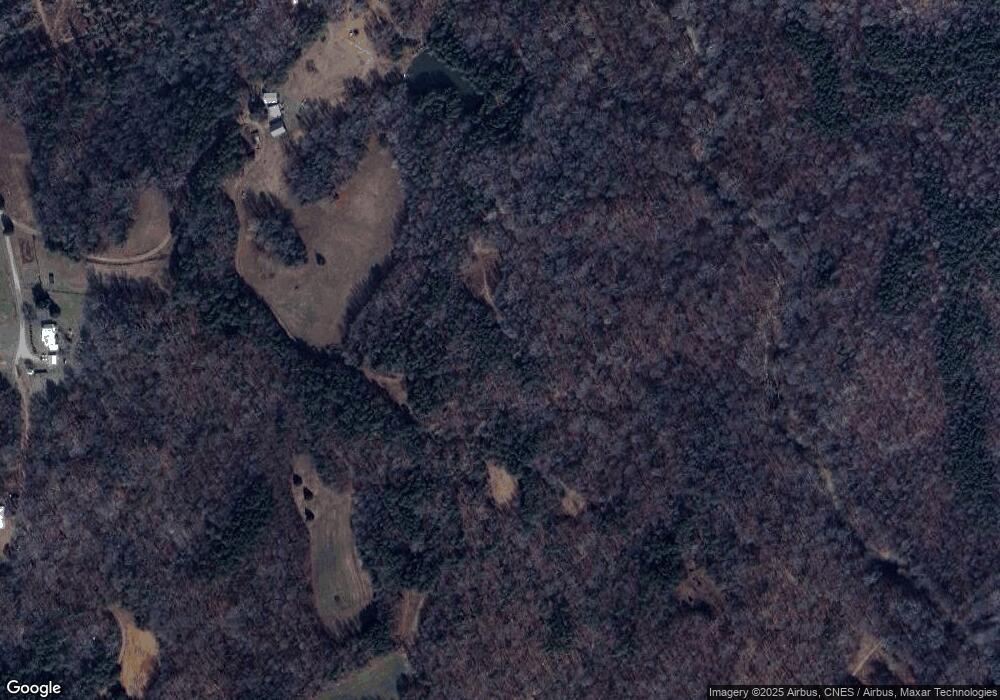 1629 Hazelwood Dr, Kenbridge, VA 23944 - photo 1