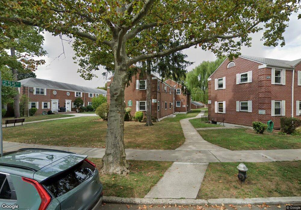 25461 75th Ave unit A11-1, Glen Oaks, NY 11004 - photo 1