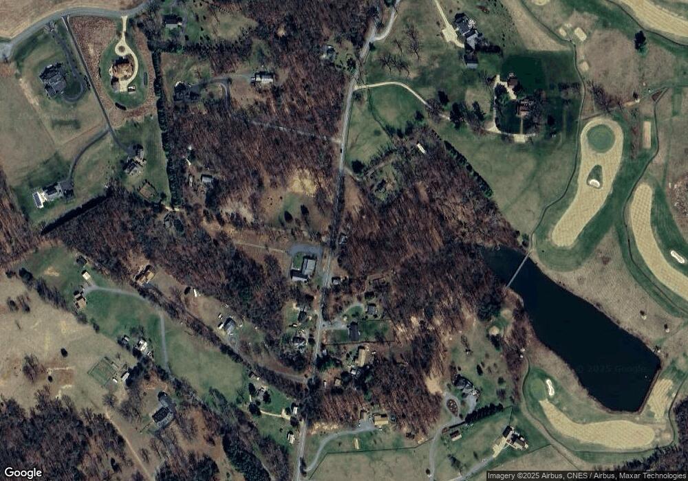 615 Half Mile Branch Rd, Crozet, VA 22932 - photo 1