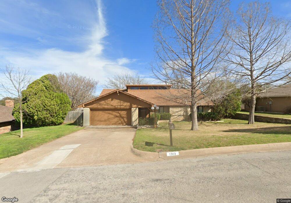 1313 Ann St, Weatherford, TX 76086 - photo 1