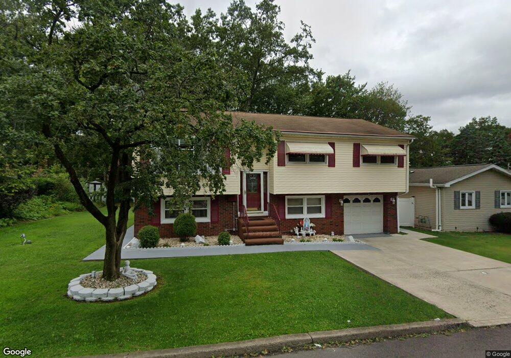 960 Carson St, Hazleton, PA 18201 - photo 1