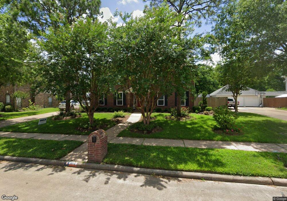 1012 Applewood Dr, Friendswood, TX 77546 - photo 1