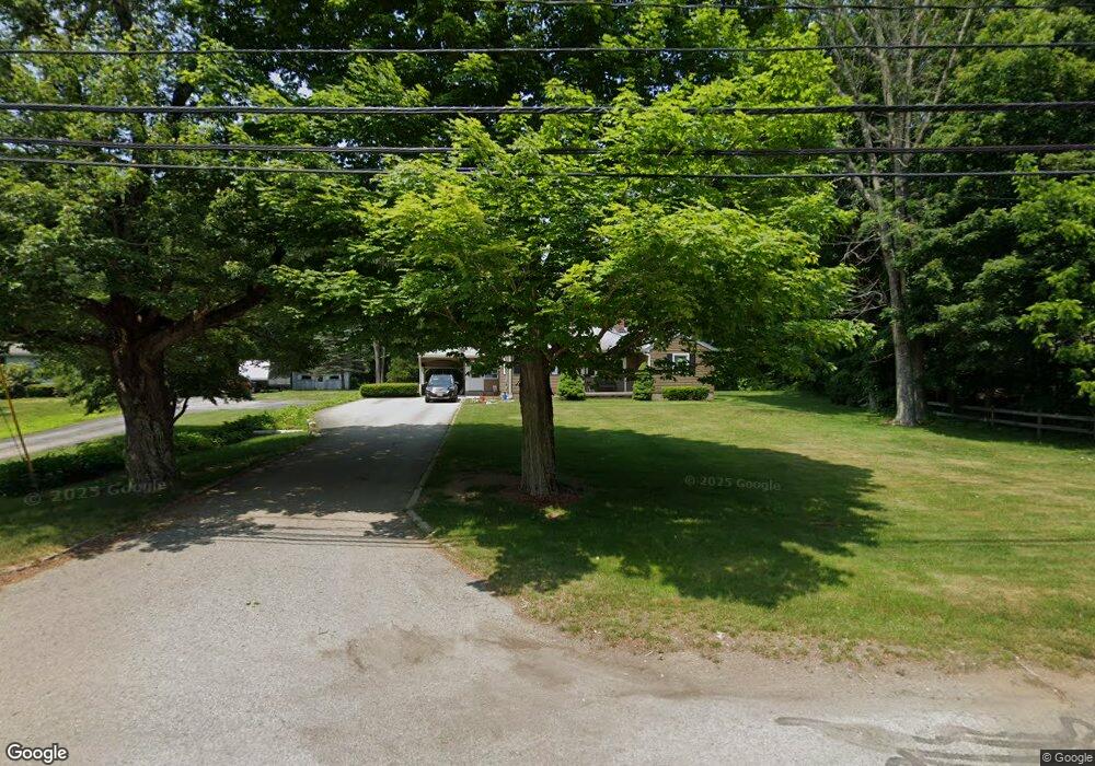 454 Pleasant St, Leicester, MA 01524 - photo 1