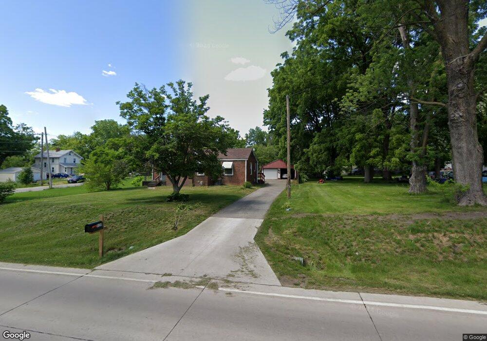 320 E Aurora Ave, Des Moines, IA 50313 - photo 1